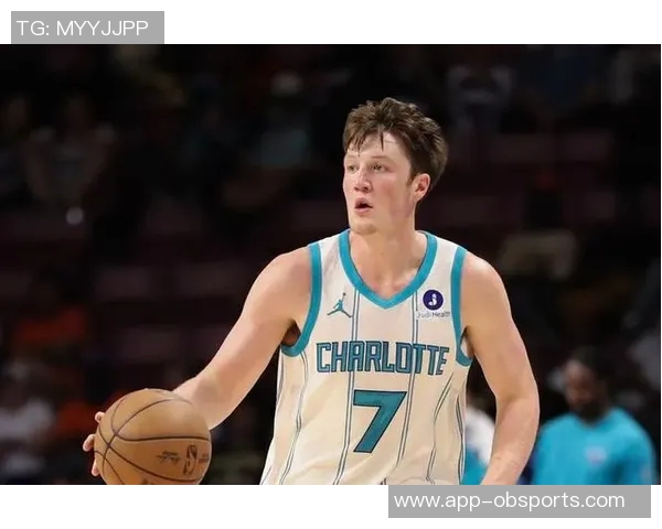 克尼佩尔表现出色助力球队胜利12投7中三分命中率高达55