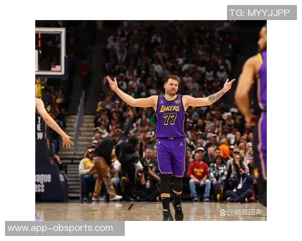 湖人客场表现大幅提升目前战绩8胜2负仅次于雷霆和活塞